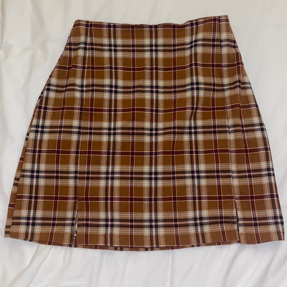 Brown plaid skirt